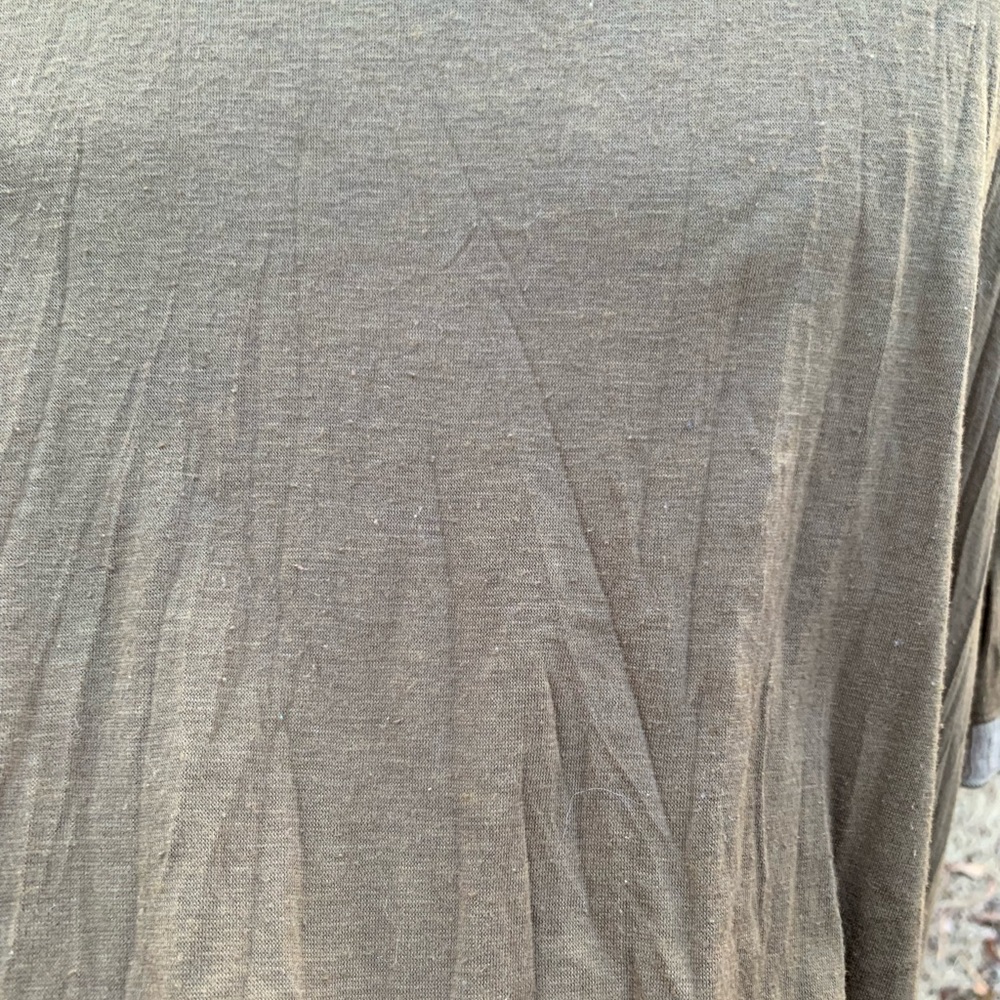 Artsy Handkerchief Hem Top - Picture 6 of 16